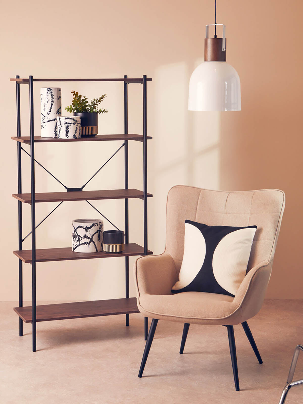 Sorrell Black and White Large Planter
