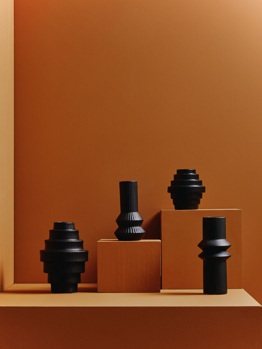 Fabia Black Small Step Design Vase