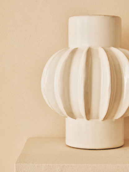 Kondo Cream Bubble Vase