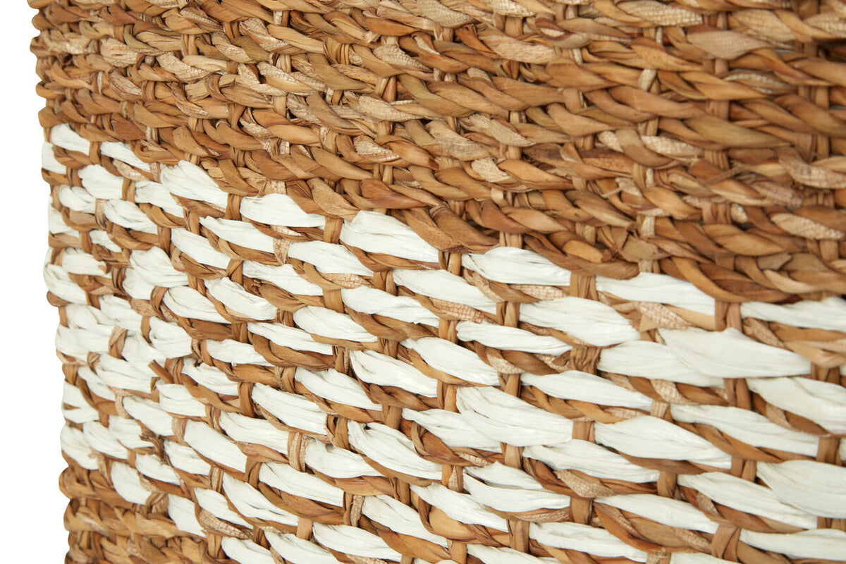 Lidi Set of 2 Natural and White Seagrass Baskets - Image 5