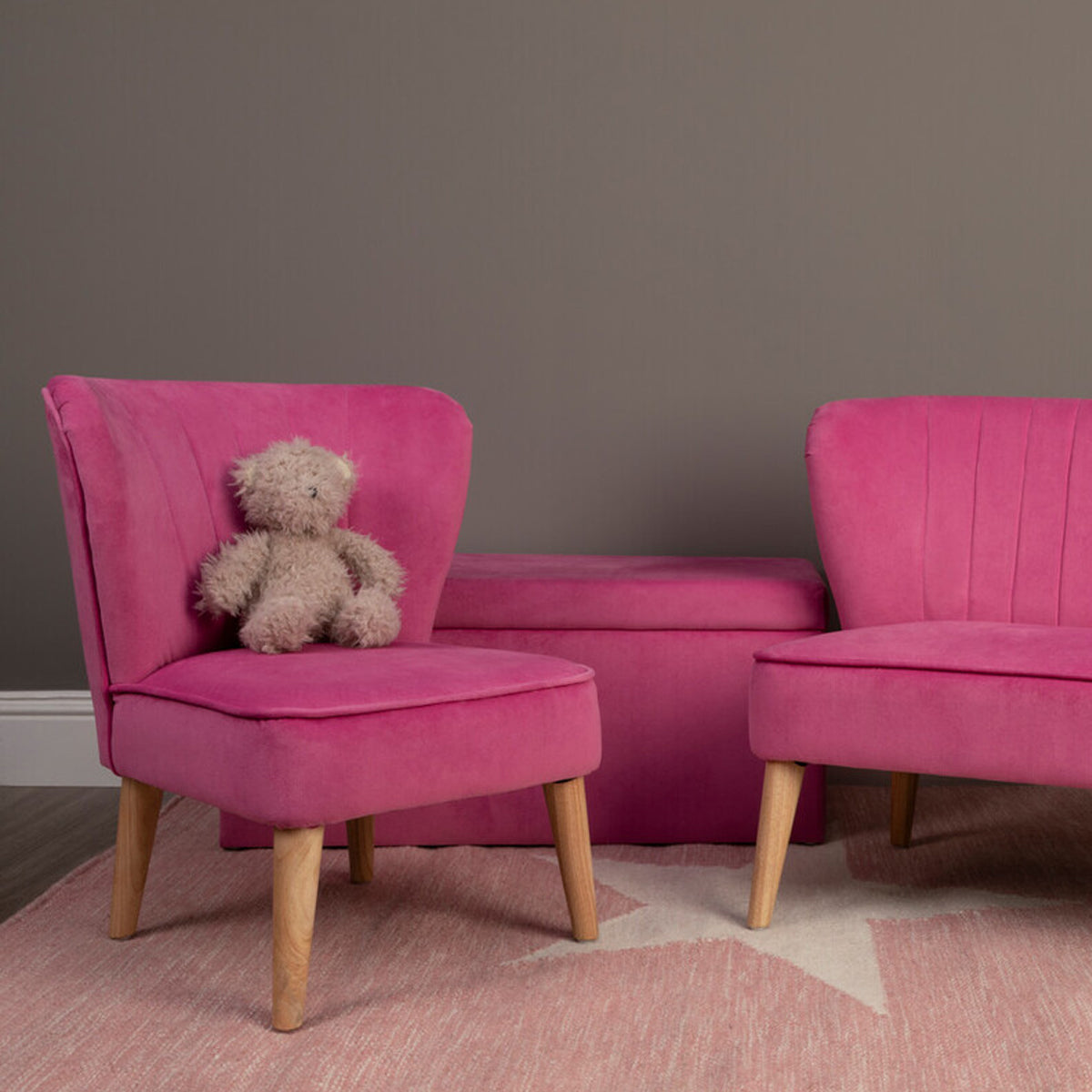 Mia Pink Velvet Kids Chair