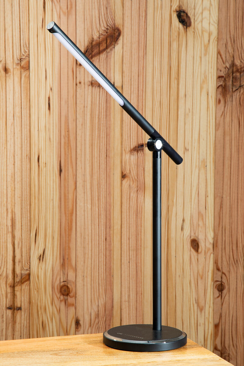 Finley Black Touch Lamp