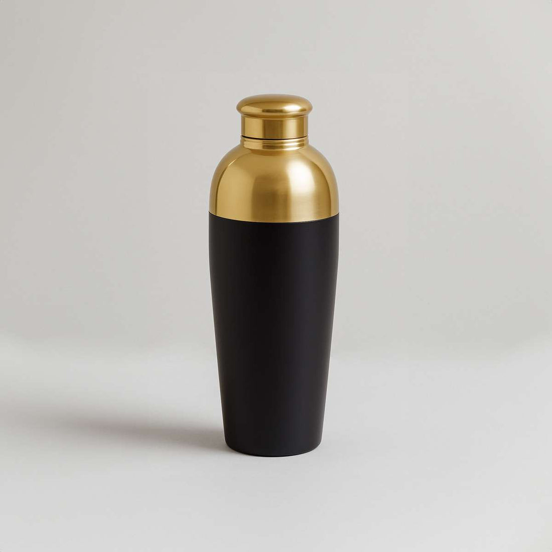 Mixology Gold Finish And Black Cocktail