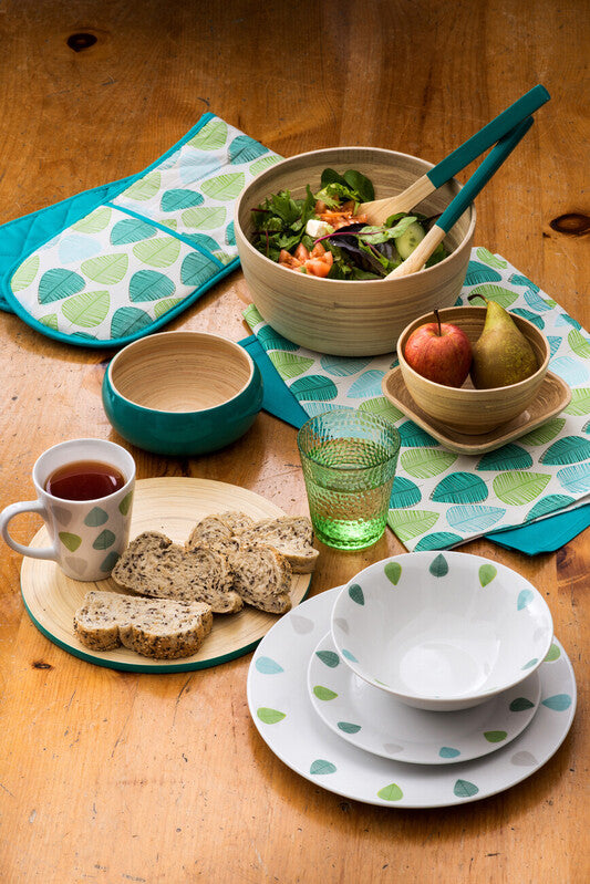 Set Of Three Green Leaf Tea Towels - image 3
