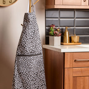 Apron | London Leo