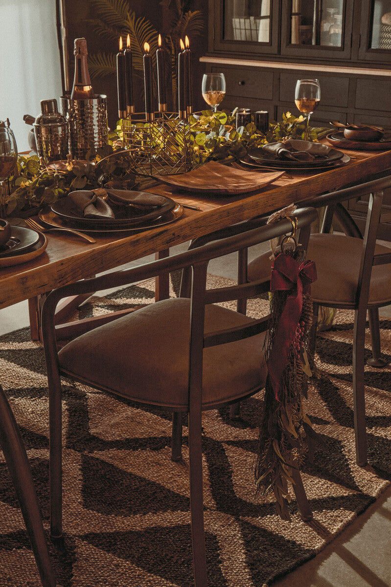 New Foundry Curved Dining Chair