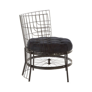 Mantis Black Finish Chair