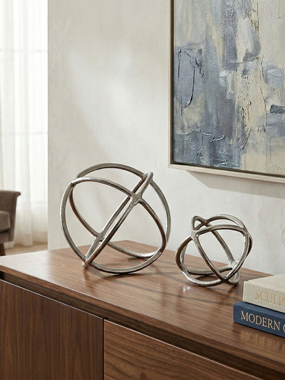 Set of Two Sculptures | Kensington Townhouse