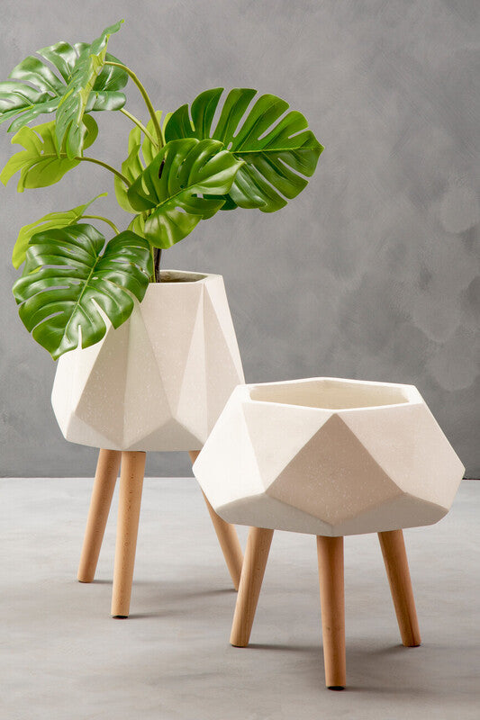 Darnell White Multifaceted Planter