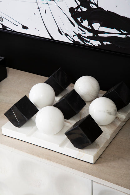 Flos Black And White Tic Tac Toe Game - Image 3