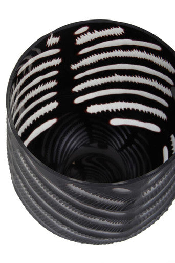 Hessa Small Chevron Cut Vase - Image 9