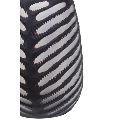 Hessa Large Chevron Cut Vase - Image 7