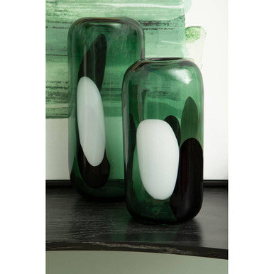 Hania Small Green Glass Vase with Abstract Pattern - Image 7