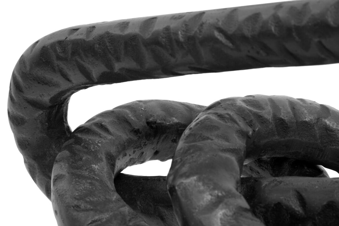 Prato Grey Chain Sculpture - Image 5
