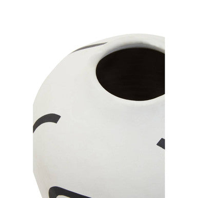 Tundra Black And White Vase - Image 5