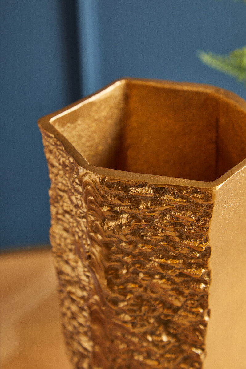 Dante Small Gold Textured Vase