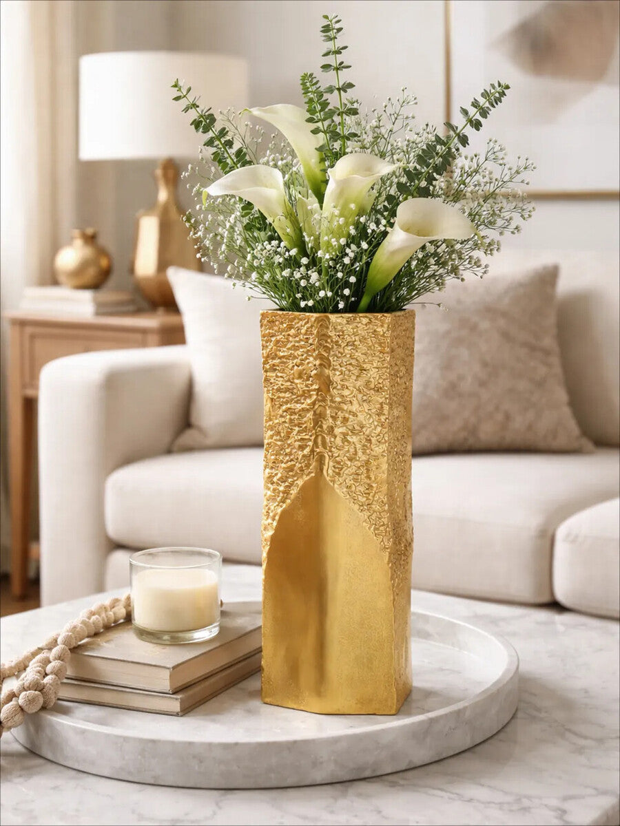 Dante Small Gold Textured Vase