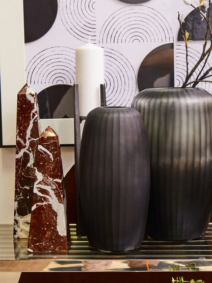 Salmo Large Red Marble Obelisk