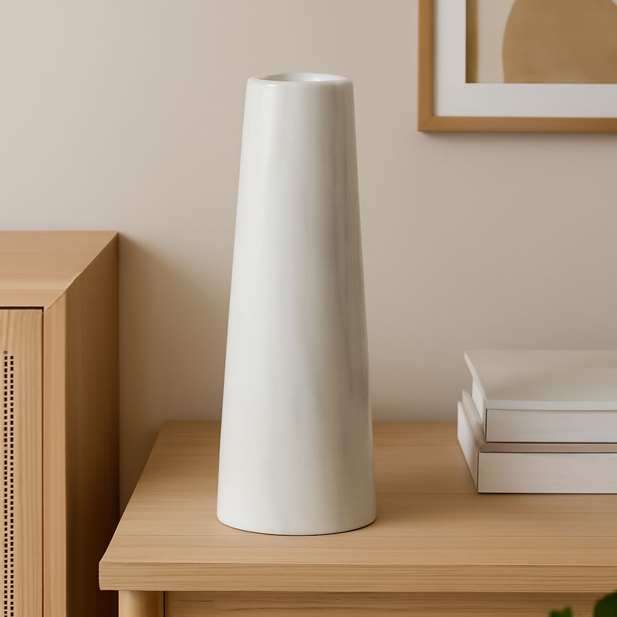 Salmo White Marble Tapered Vase