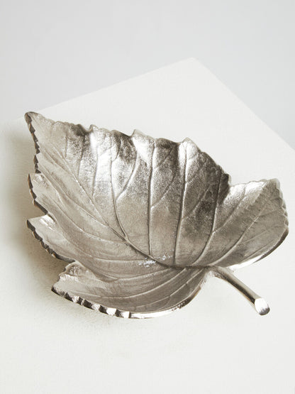 Prato Silver Finish Leaf Dish