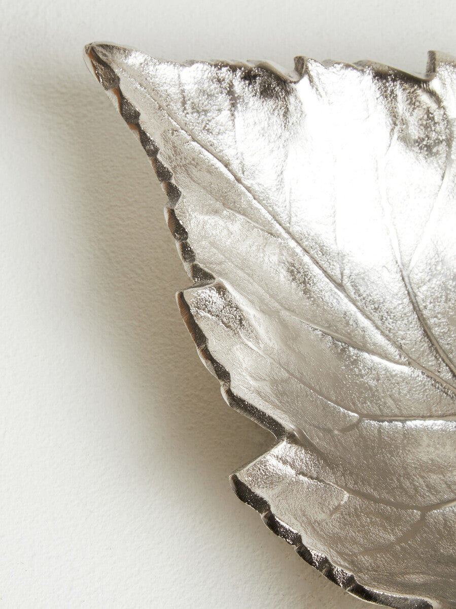 Prato Silver Finish Leaf Dish - Image 6