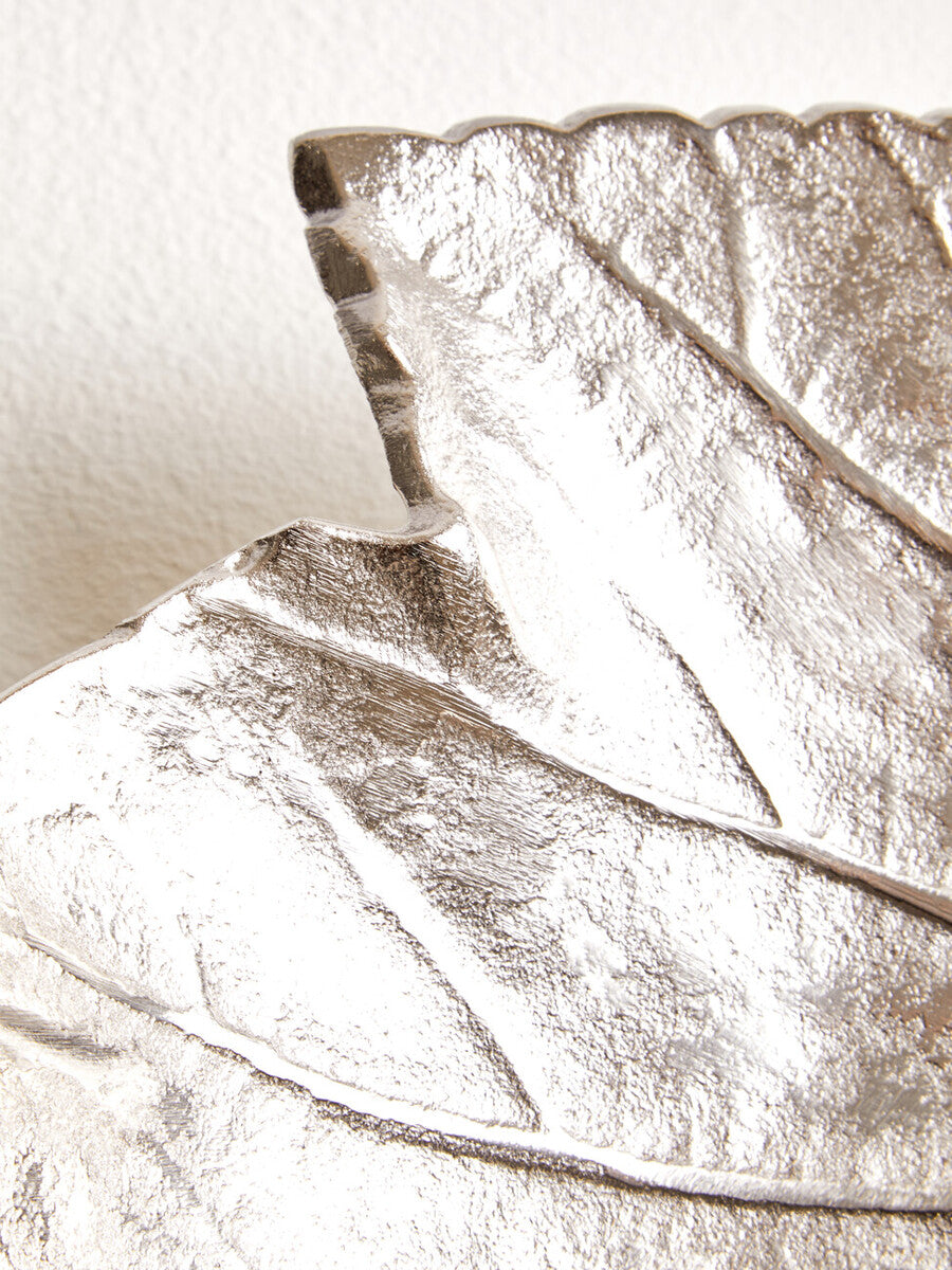 Prato Silver Finish Leaf Dish - Image 5