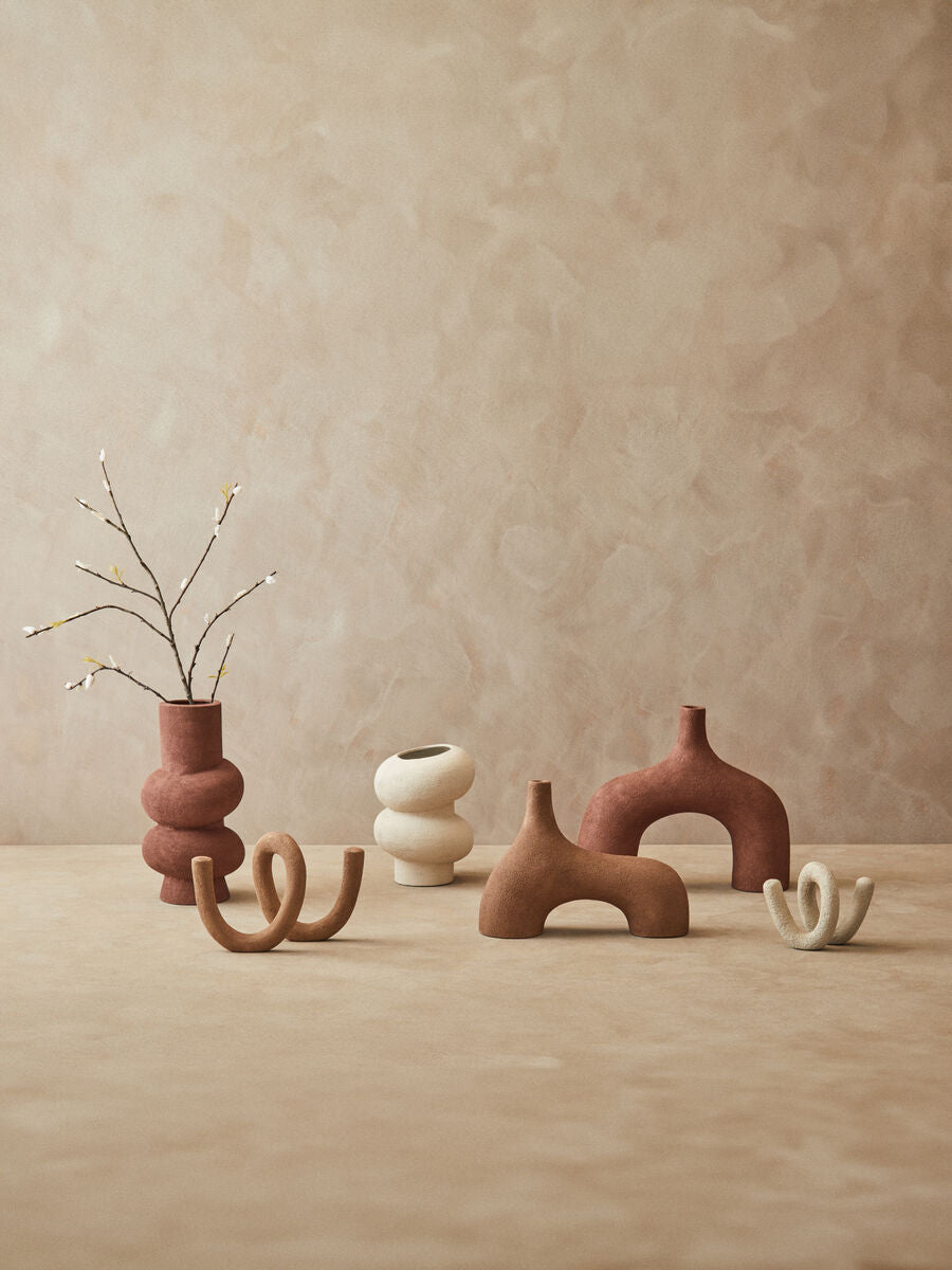 Dunas Small Textured Beige Abstract Vase - Image 7