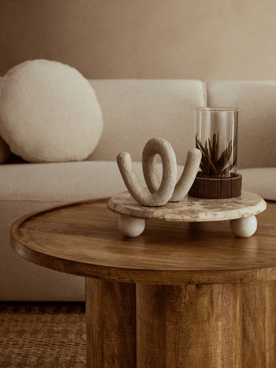 Dunas Small Textured White Loop Sculpture - Image 3