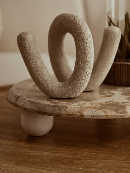 Dunas Small Textured White Loop Sculpture