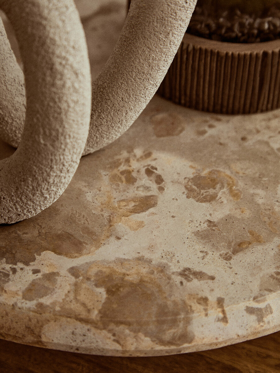 Santino Chocolate Marble Riser - Image 9