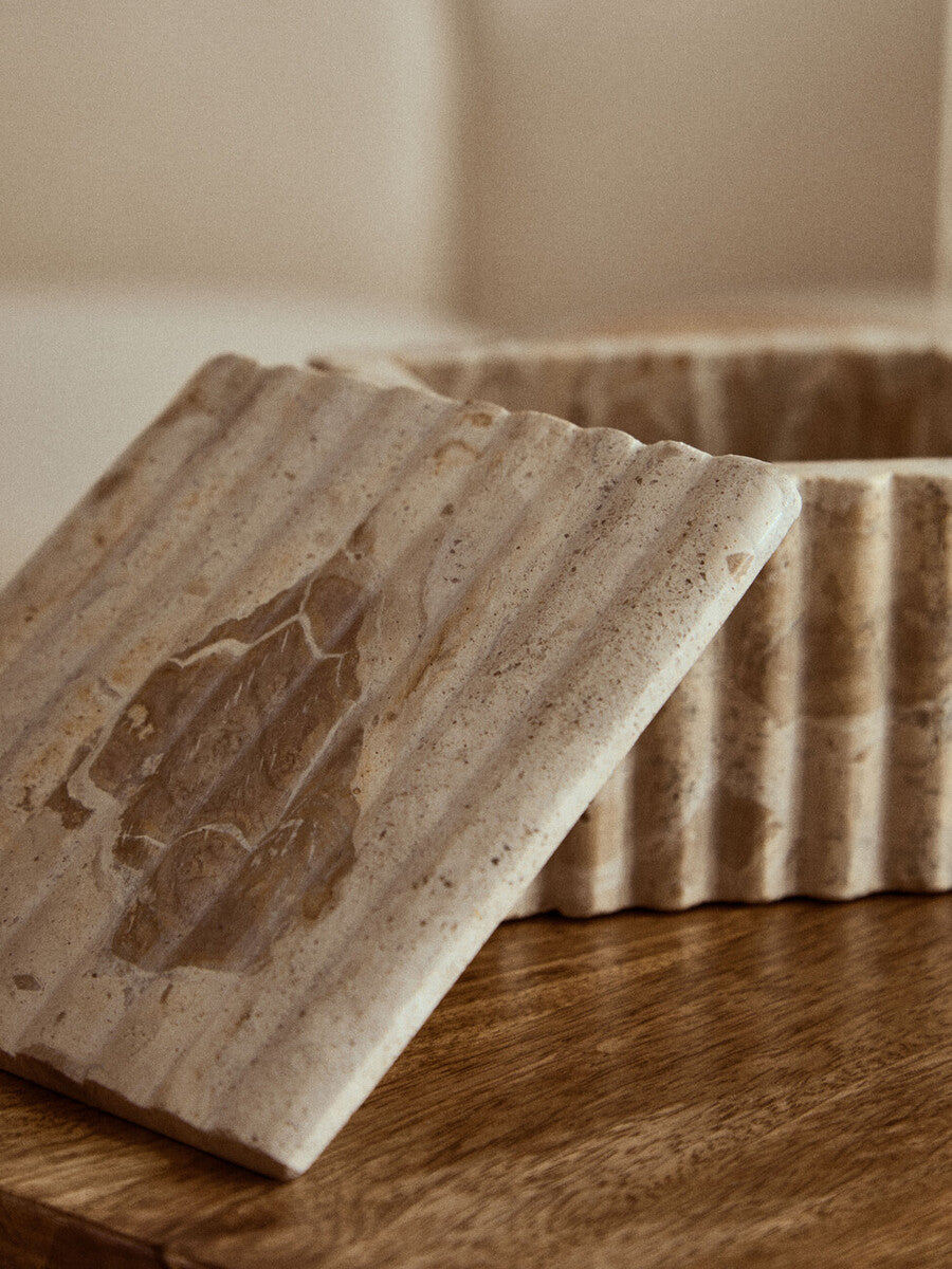 Santino Square Chocolate Marble Box - Image 6