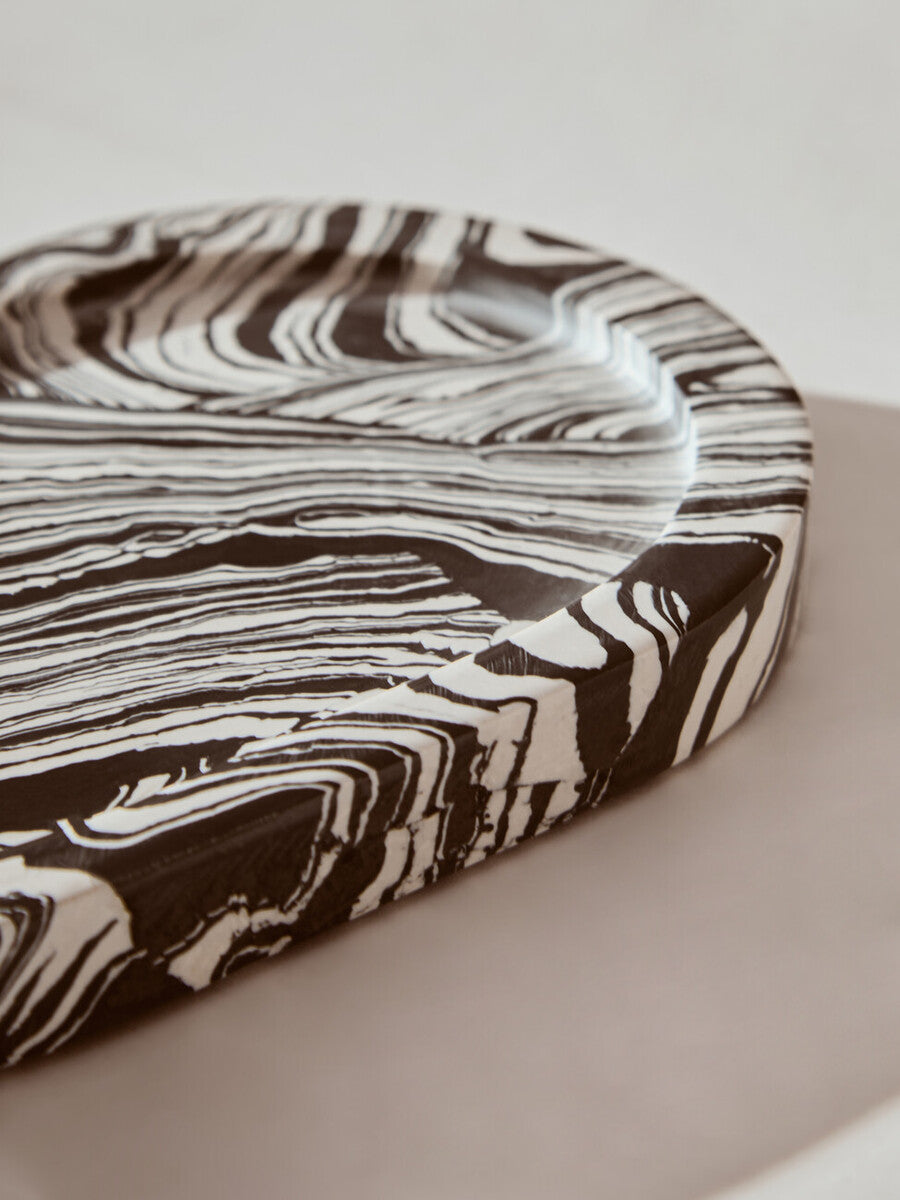 Helsa Black And White Oval Marble Tray
