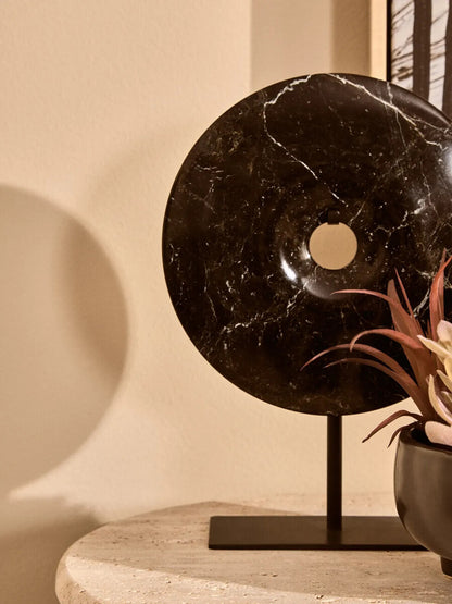 Salmo Small Black Marble Round Dia 20cm Disc Sculpture
