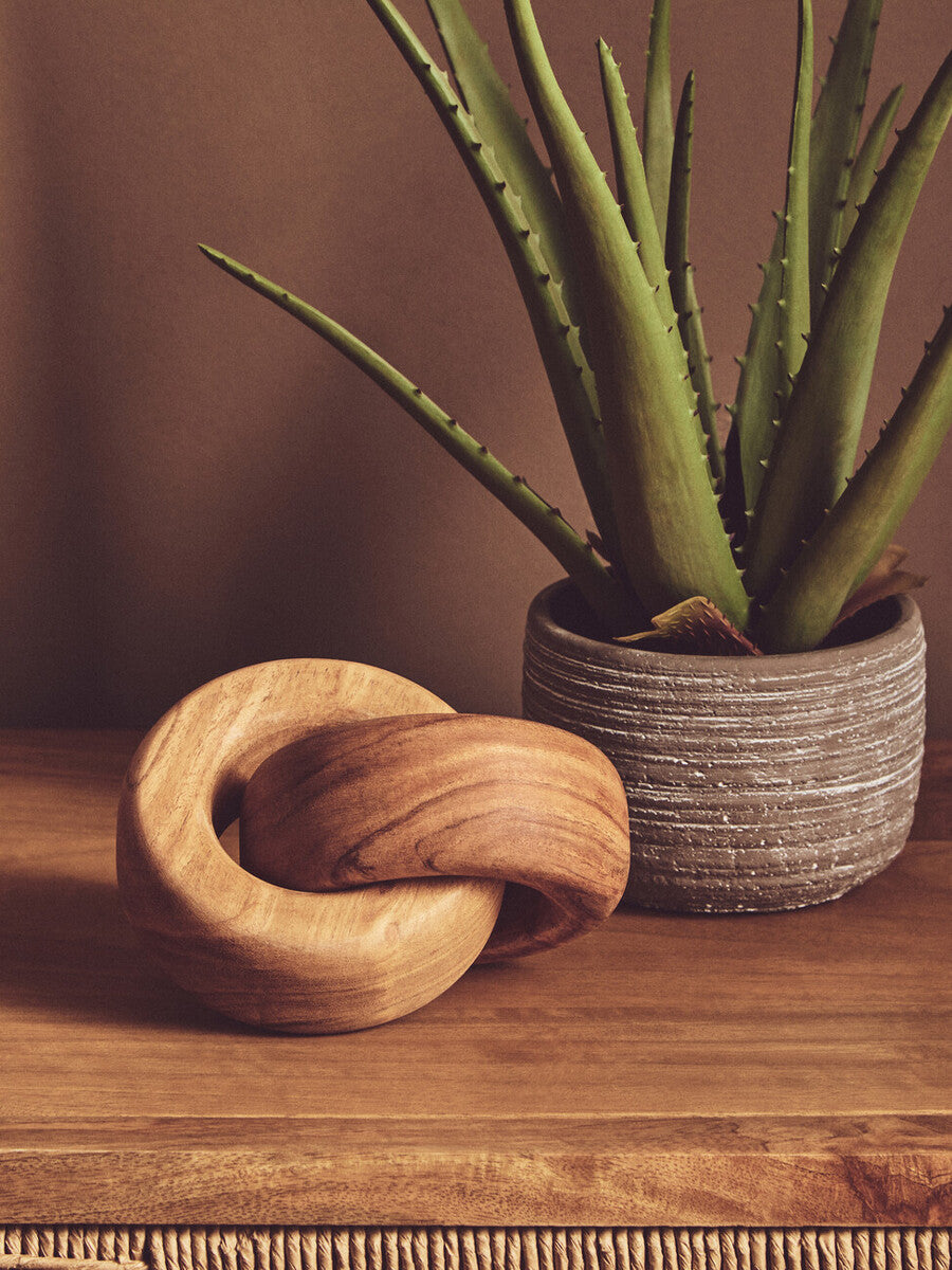 Cato Natural Wood Knot Decor