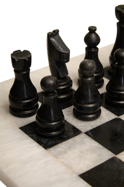 Flos White and Black Large Marble Chess Set - Image 5