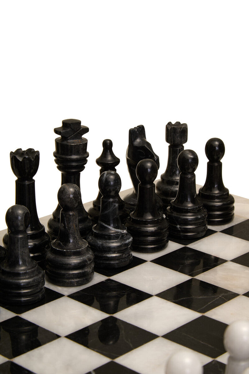 Flos Carved White and Black Large Marble Chess Set - Image 4