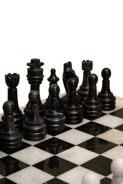 Flos Carved White and Black Large Marble Chess Set - Image 4