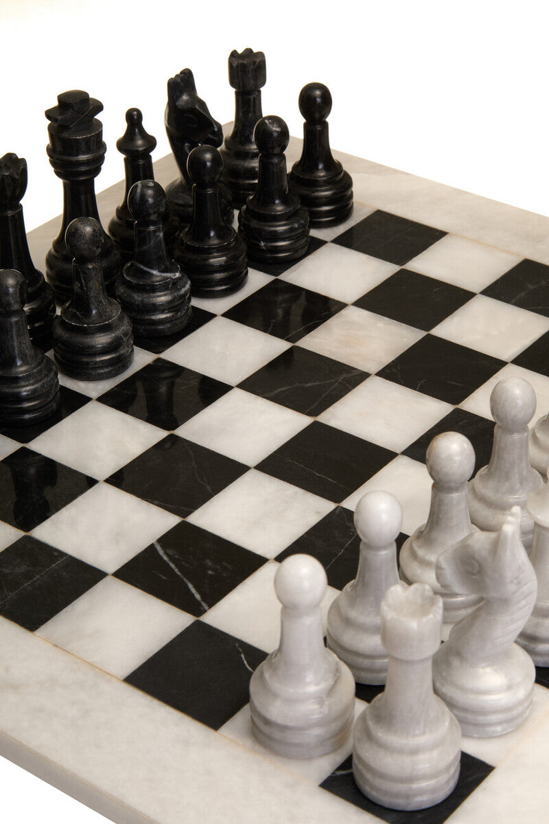 Flos Carved White and Black Large Marble Chess Set - Image 5