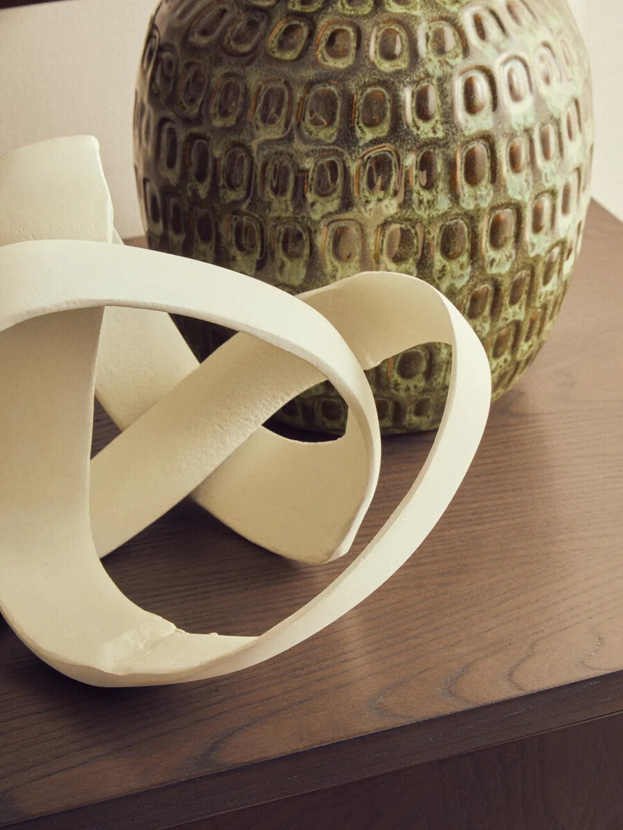 Prato Ivory Finish Knot Sculpture