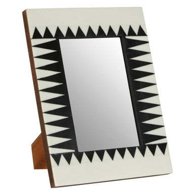 Issey 5 x 7 Photo Frame