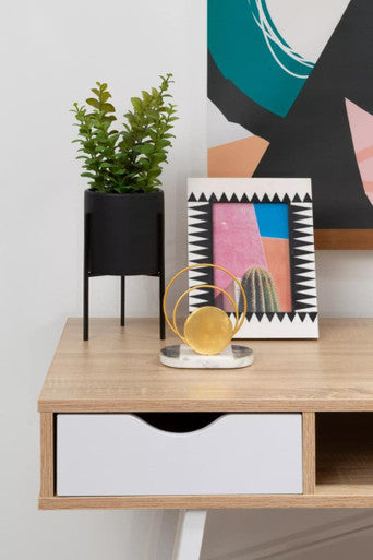 Issey 5 x 7 Photo Frame