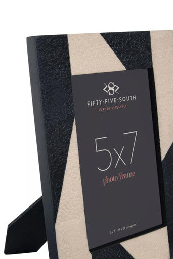 Ezra Black And White Photo Frame 5X7 Inches