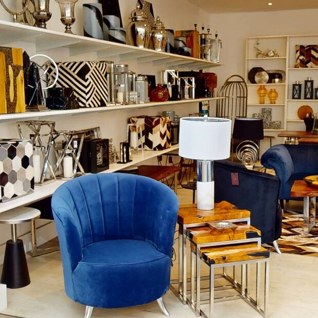 Eben Marble Base Table Lamp with Ivory Shade