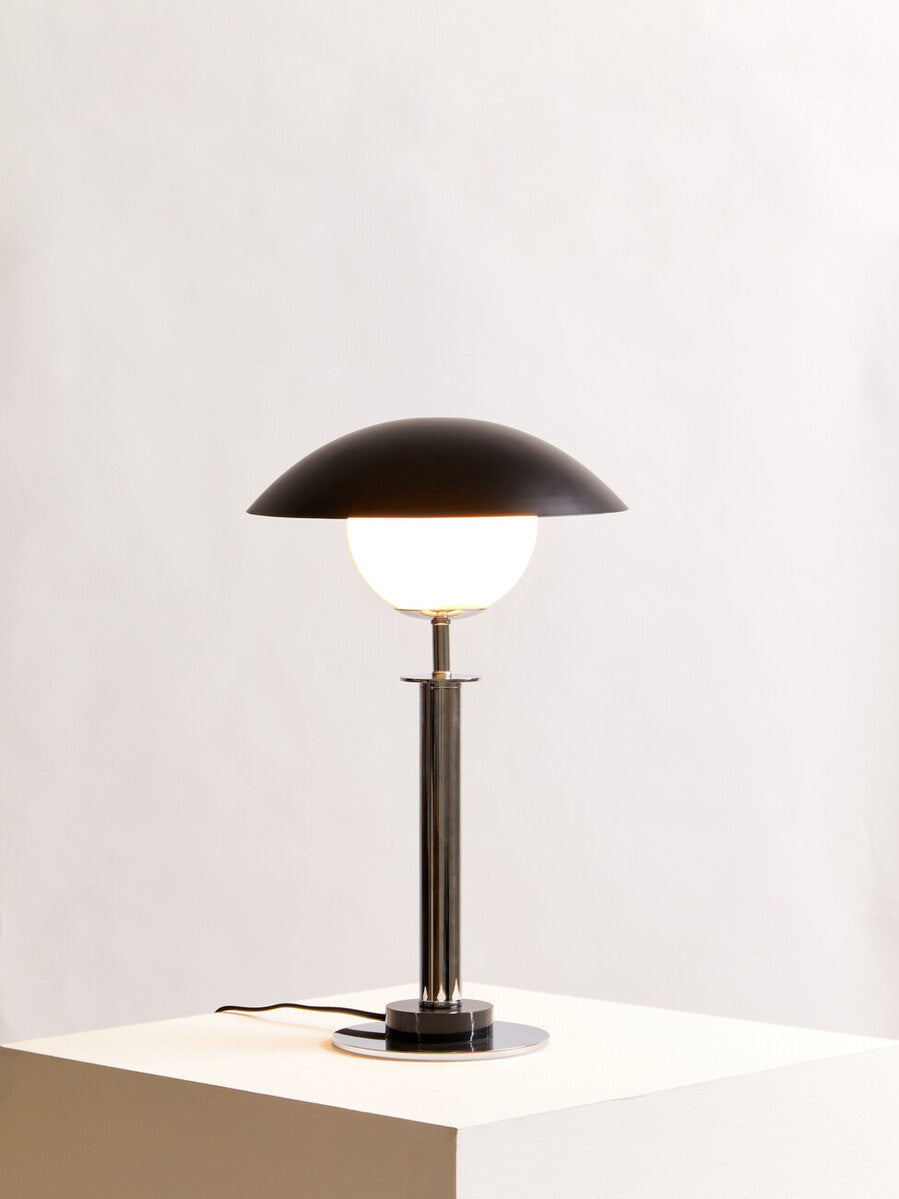 Octavia Silver Finish Metal Table Lamp - Image 4