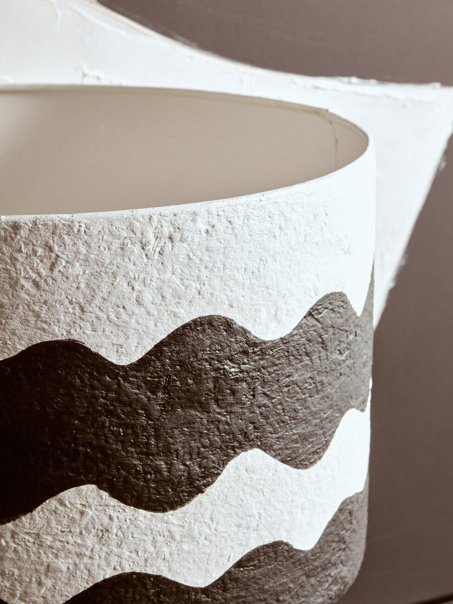 Carta Black And White Curved Stripe Papier Mache Table Lamp - Image 8