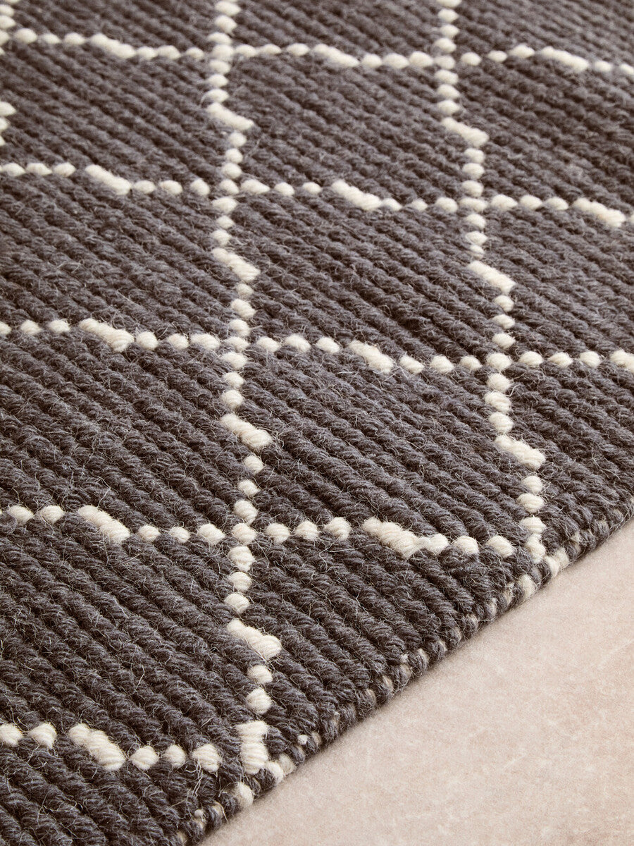 Bosie Kensington Townhouse Large Diamond Lattice Rug