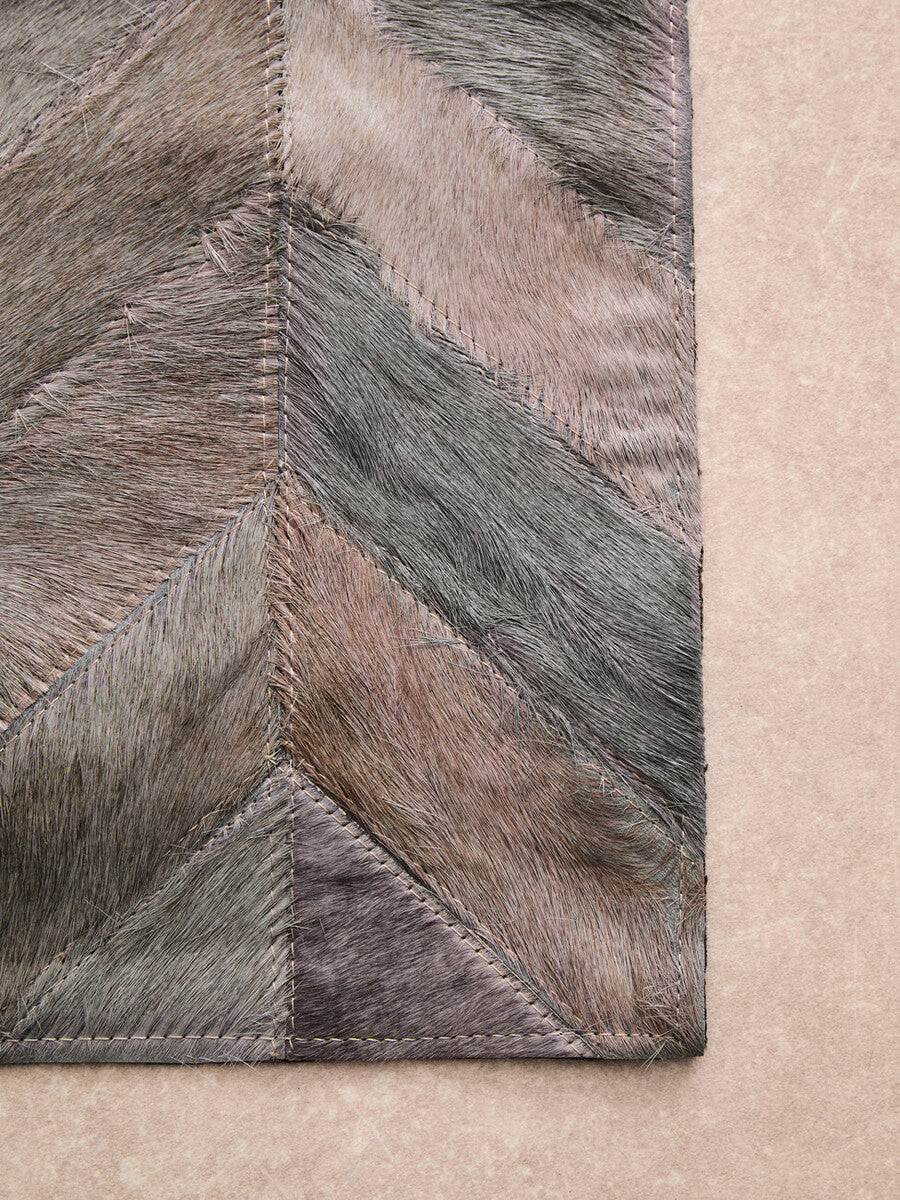 Bosie Safira Small Grey Hair on Leather Chevron Patchwork Rug - Image 5