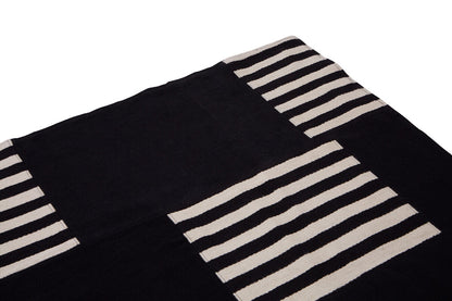 Bosie Black And White Rug