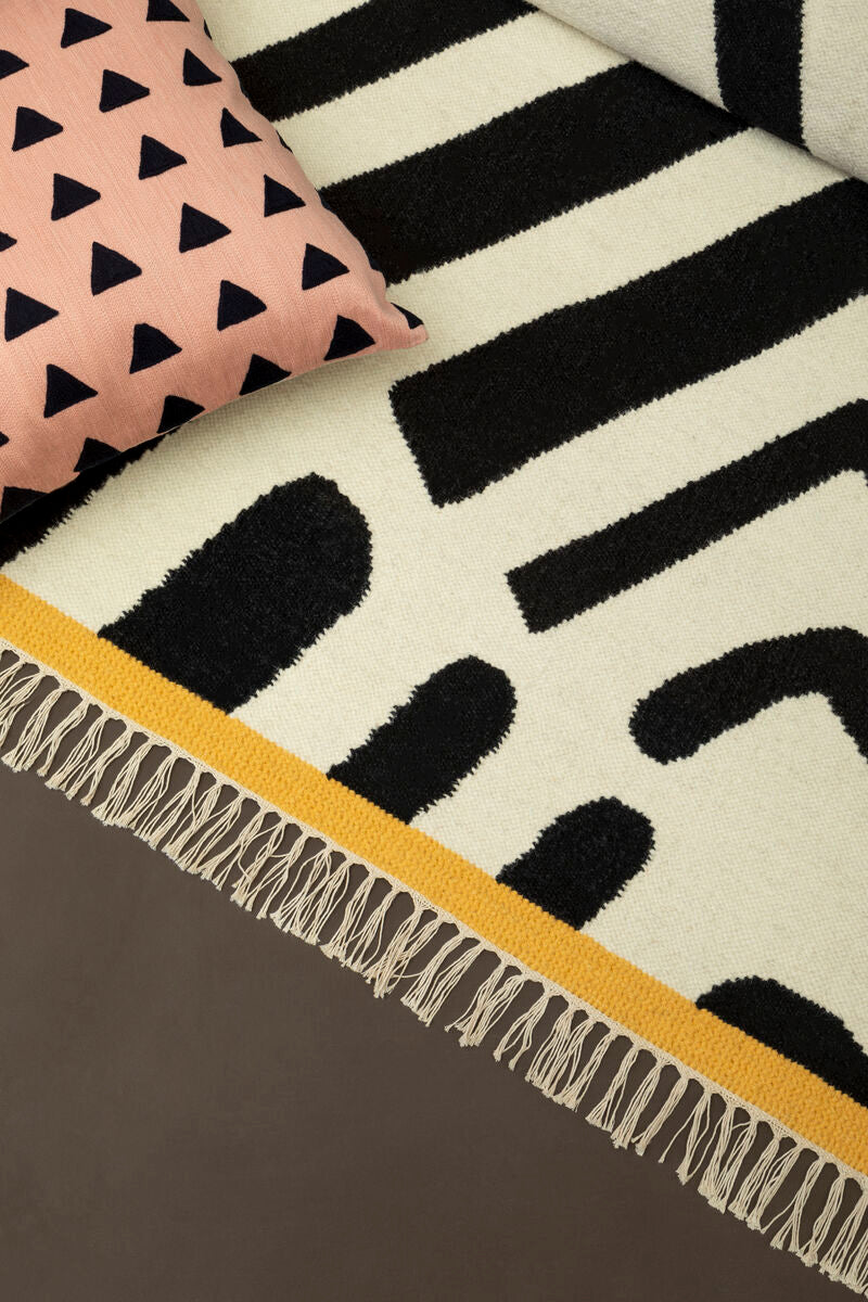 Bosie Ozella Pink Cushion