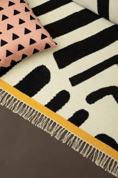 Bosie Ozella Pink Cushion